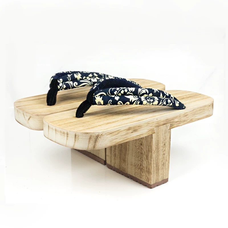 صنادل جيتا يابانية للرجال والن - مراجعة Geta Wooden Sandal وسعره