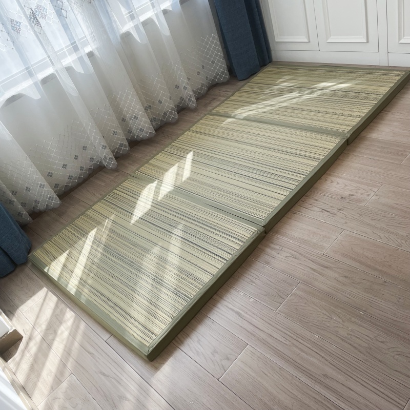 مرتبة حصير يابانية تقليدية قاب - مراجعة Tatami Mat Rush وسعره